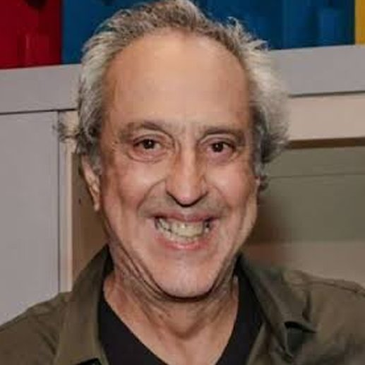 Ari França