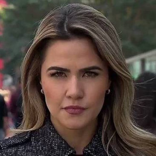 Larissa Alvarenga