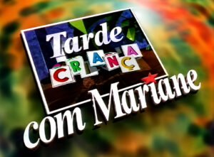 Tarde Criança Com Mariane